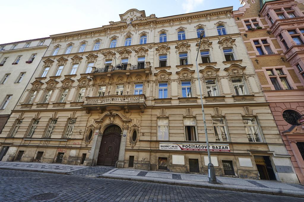 Grand Central Residence By Tkc Prague Exterior photo